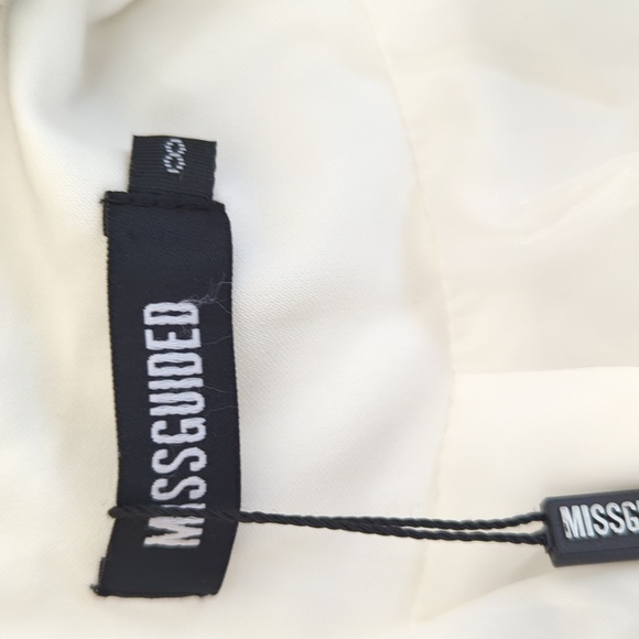 Missguided Women Blazer color block Blk/ white floral design on sleeve Sz 8 - Picture 10 of 12